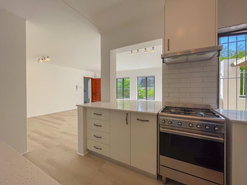 To Let 3 Bedroom Property for Rent in Hout Bay Western Cape